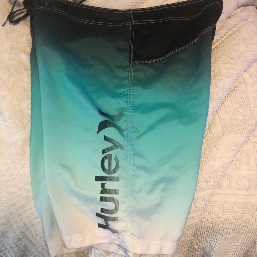Hurley Swim - Picture 3 of 4